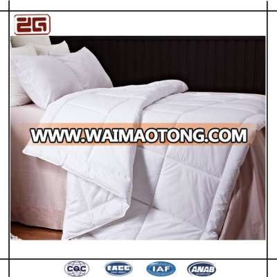 200GSM cotton fabric filling Microfiber/hollow fiber summer quilt comforters for wholesale